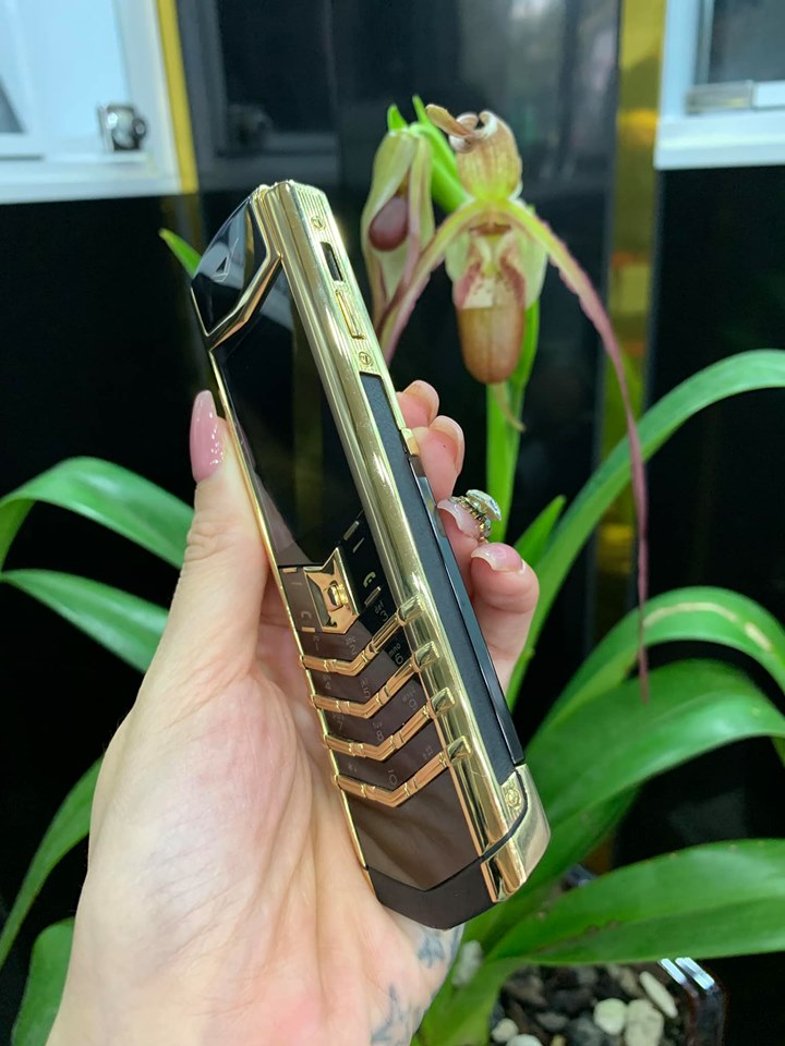 Vertu Signature S Yellow Gold 3879