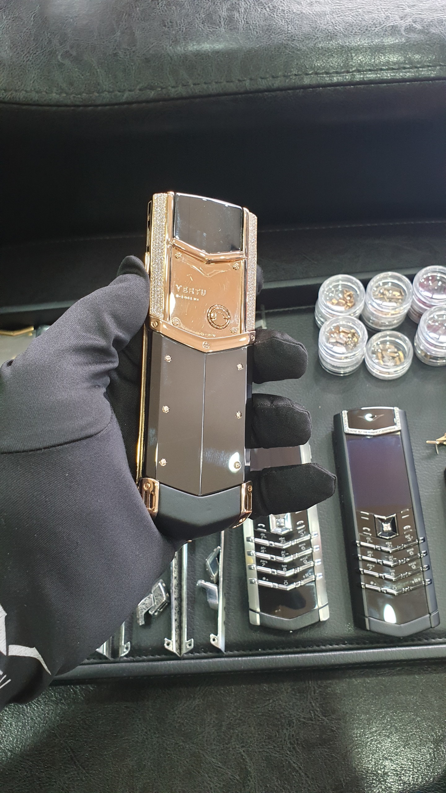 Vertu Signature S Full Diamond