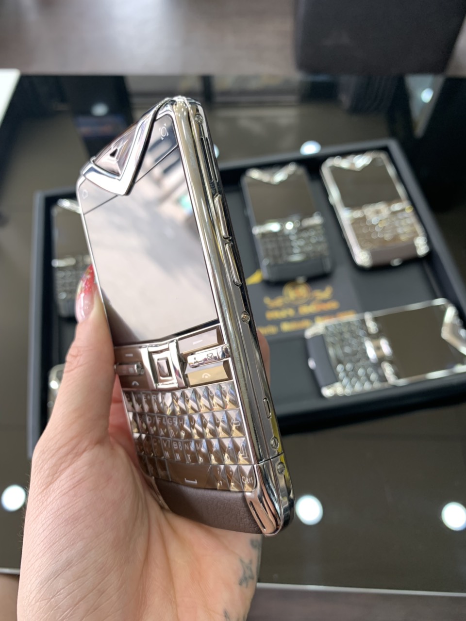 Vertu Constellation Quest Brow