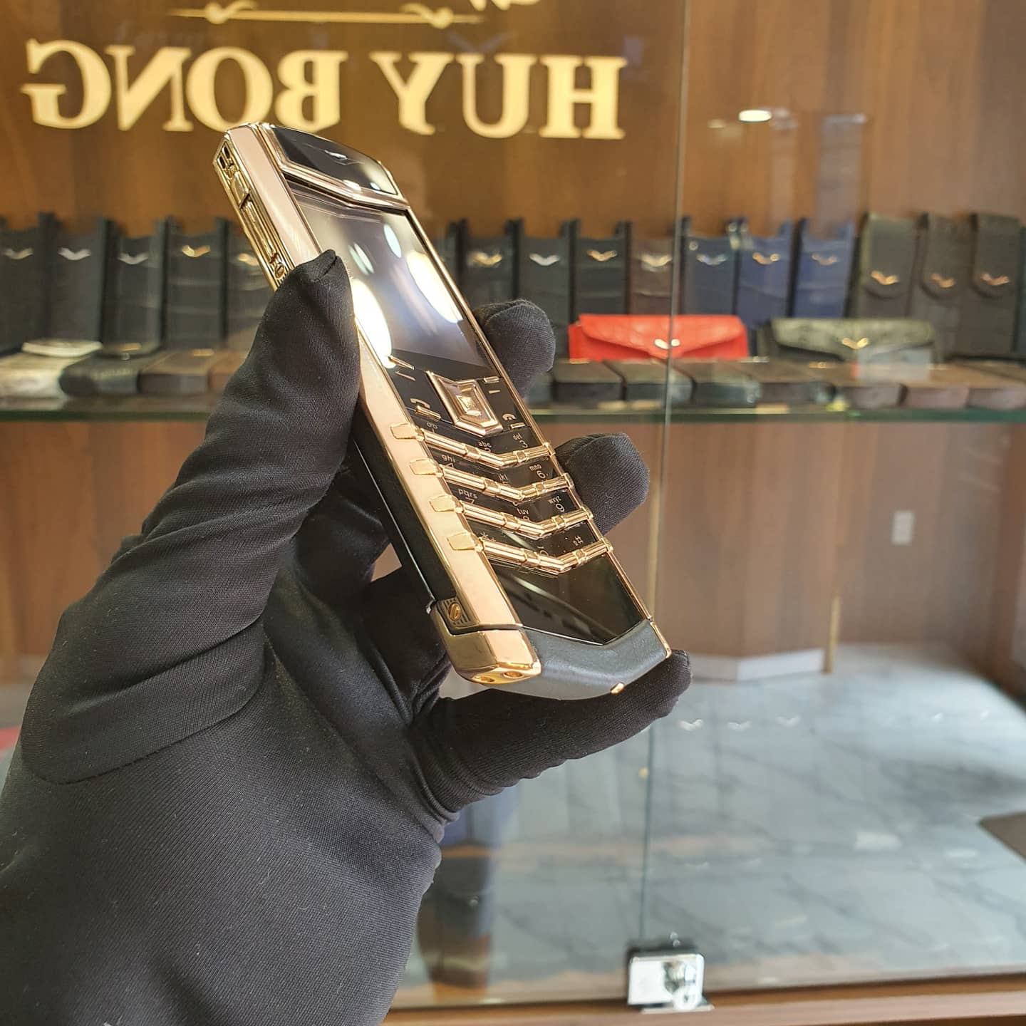 Vertu Signature Rose Gold Like New