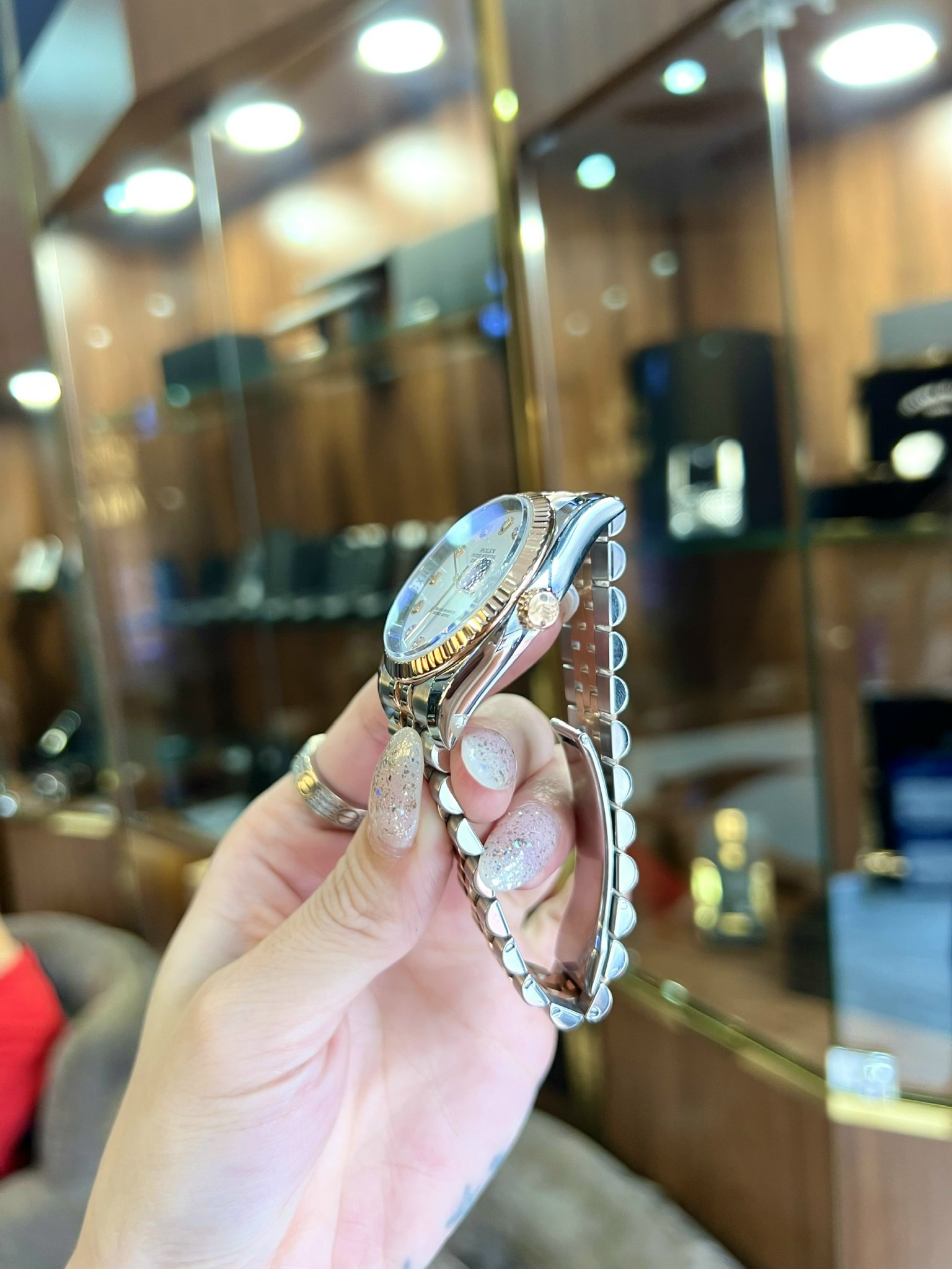 Đồng Hồ Rolex Datejust 36 116231 Mặt Số Trắng Nạm Kim Cương
