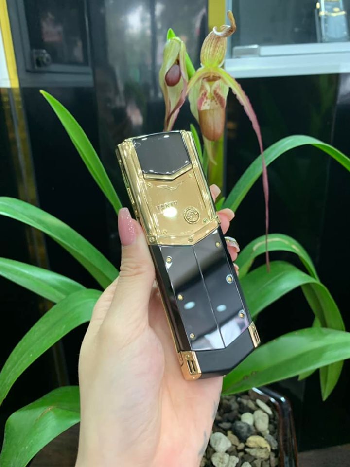 Vertu Signature S Yellow Gold 3879