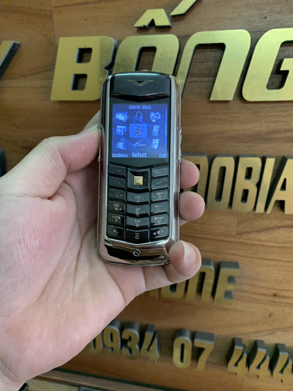 Vertu Signature 