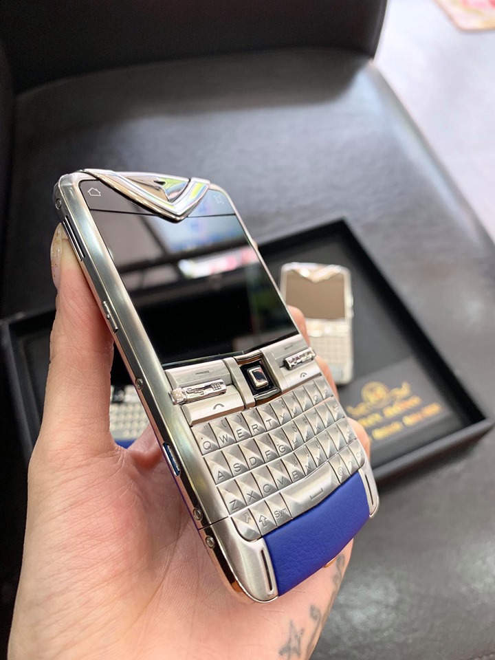 Vertu Constellation Quest Steel