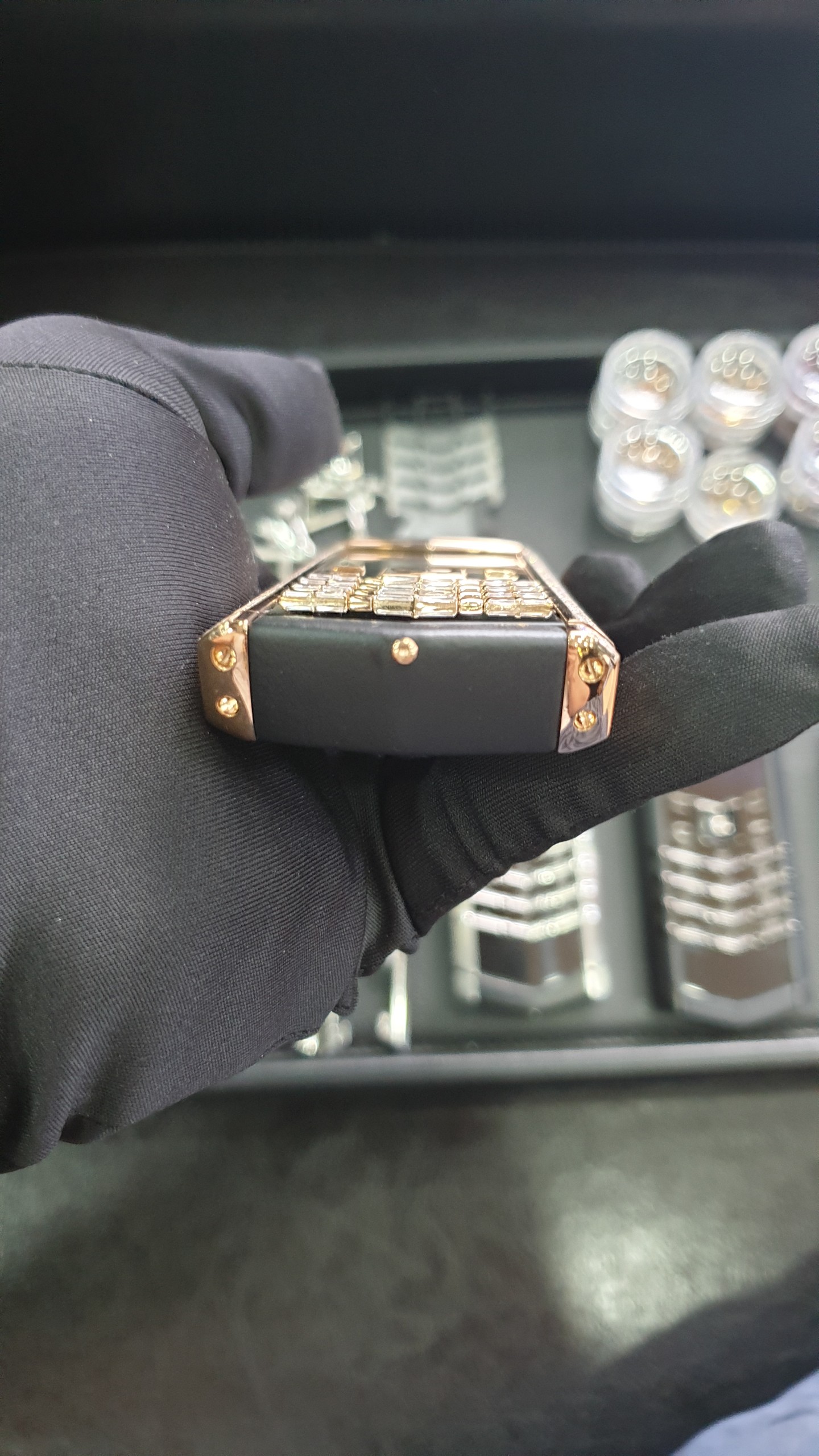 Vertu Signature S Full Diamond