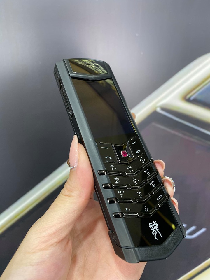 Vertu Signature Dragon Black