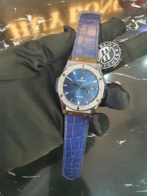 Đồng Hồ Hublot Fusion Classic 42mm Steel Blue Navy Diamonds